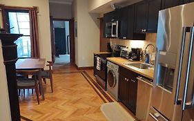 Dupont Circle/Logan Circle 1 Bdrm + Den Sleeps 4